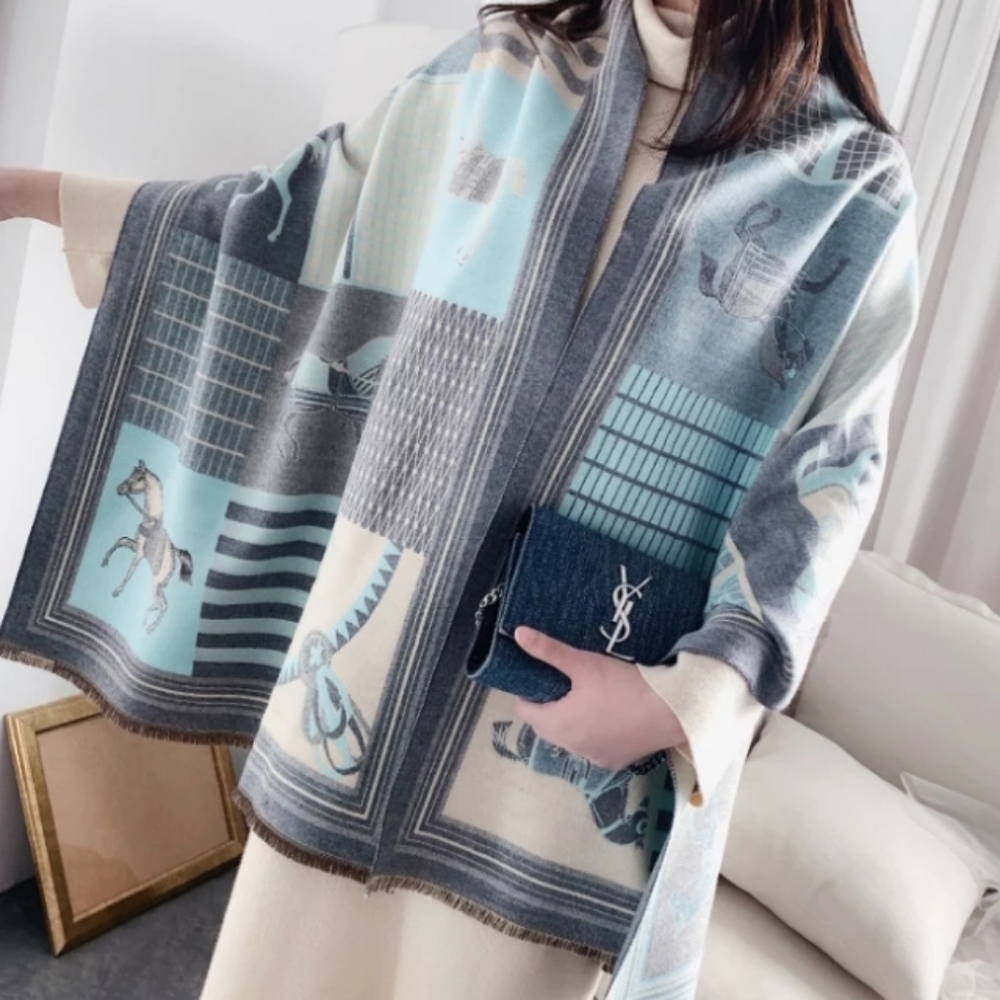 ⭐HP⭐Elegant Cashmere Shawl ⭐ - Picture 6 of 6